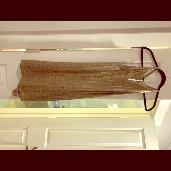 Gold Dress - Picture 1 of 4